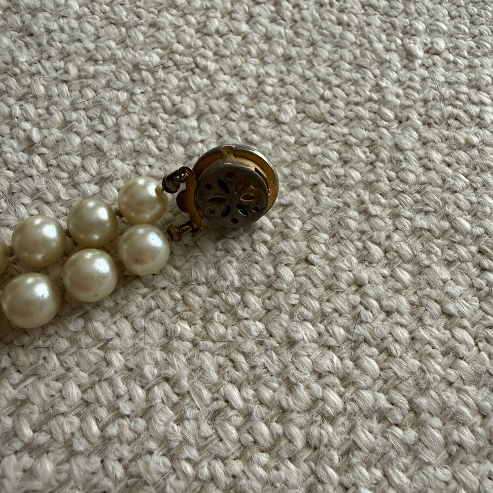 Vintage Faux Pearl Double-Strand Bracelet - Picture 8 of 8
